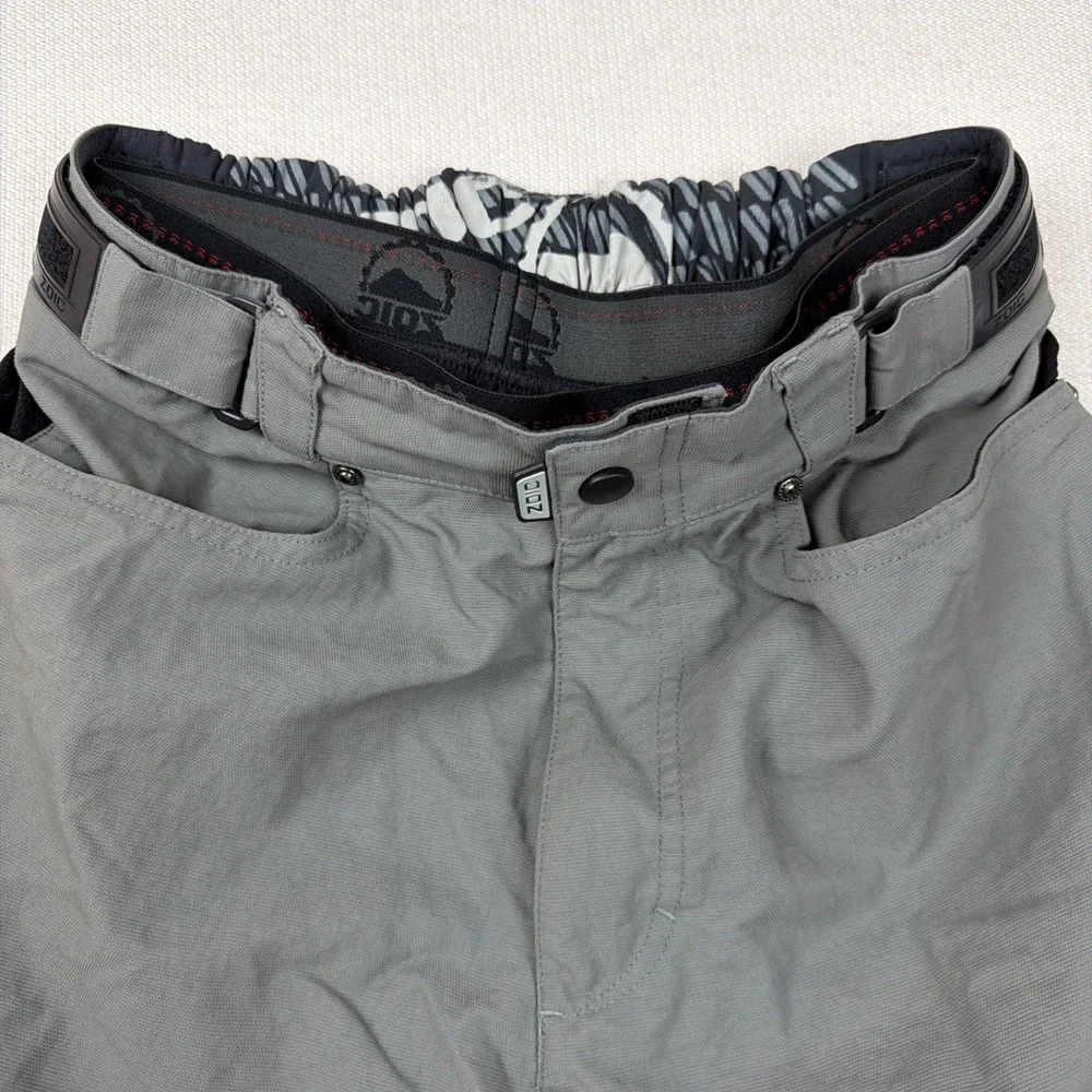 Zoic Ether Shorts Men's M Green Cargo Cycling Biking Padded Liner Zip Pockets